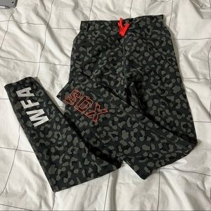 EUC Sarah’s day x WFA camo leggings
